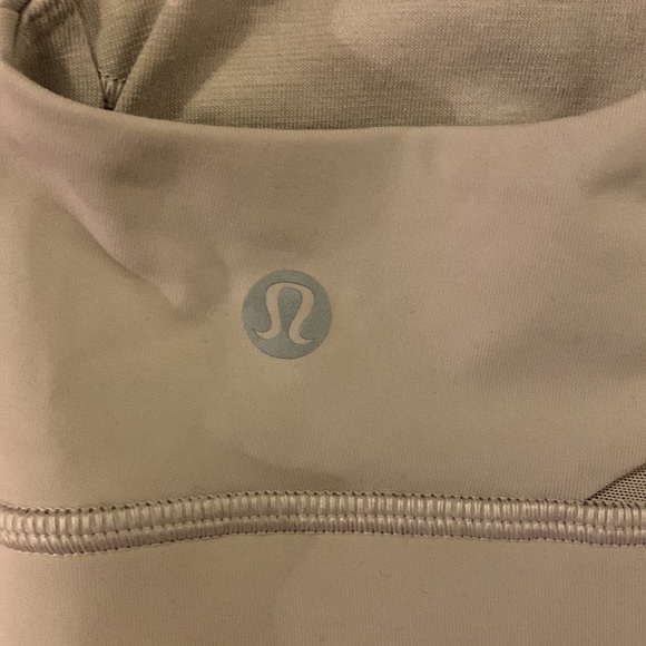 Lululemon bra - Picture 3 of 4